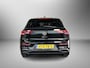 Volkswagen Golf 1.5 eHybrid 204pk Life Edition | Adaptive cruise control | Stoel- en stuurverwarming | Extra getint glas
