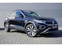 Volkswagen T-Roc 115PK Life Edition ALLSEASONS | STOELVERWARMING | PARK.SENS