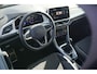 Volkswagen T-Roc 115PK Life Edition ALLSEASONS | STOELVERWARMING | PARK.SENS