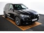 BMW X5 xDrive45e High Executive M Sport - Trekhaak - Elektrisch verwarmde voorstoelen - Getinte Ruiten - Driving Assistant Professional - Parking Assistant Plus - Harman Kardon - Dashboard met leder bekleed -