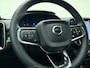 Volvo EX40 Extended Range Plus Black Edition / Pixel Koplampen / 360 Camera / 20'' / Nubuck / Harman&Kardon Audio / Getint Glas / ACC / BLIS / Stoel + Stuurw. Verwarming /