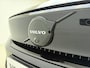 Volvo EX40 Extended Range Plus Black Edition / Pixel Koplampen / 360 Camera / 20'' / Nubuck / Harman&Kardon Audio / Getint Glas / ACC / BLIS / Stoel + Stuurw. Verwarming /