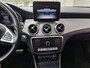 Mercedes-Benz GLA 180 Business Solution AMG AUTOMAAT | Trekhaak | Cruise | Panorama Schuif/kantel Dak | Navigatie | Camera | AMG-styling
