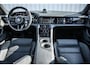 Porsche Taycan 4S 490pk Performance 84 kWh | Panoramadak | Carbon Inleg | Achteras Besturing