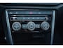 Volkswagen T-Roc 1.5 TSI R-Line | Pano | Trekhaak | Virtual | Apple CarPlay