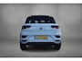 Volkswagen T-Roc 1.5 TSI R-Line | Pano | Trekhaak | Virtual | Apple CarPlay