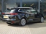 Renault Megane Estate 1.6 Plug-In Hybrid 160 Edition One AUTOMAAT / DEALER OND. / NAVI / CAMERA / PDC 360 / LED / DAKRAILS / PRIV GLASS / STUURV. / STOELV. / CRUISE / APPLE CARPLAY / ANDROID AUTO / DAB / 17'' LMV