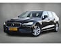 Volvo V60 2.0 B3 Momentum Business | Trekhaak | Apple CarPlay | ACC | Climate