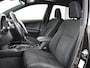 Toyota RAV4 2.5 Hybrid Black Edition | Schuifdak | Trekhaak | Adaptive cruise | Camera | Navigatie | Climate control | Bluetooth | 18'' | Getint glas