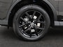 Toyota RAV4 2.5 Hybrid Black Edition | Schuifdak | Trekhaak | Adaptive cruise | Camera | Navigatie | Climate control | Bluetooth | 18'' | Getint glas