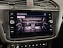 Volkswagen Tiguan Allspace 1.5 TSI Highline Business R Automaat | Panoramadak | Massagestoelen | Camera | Full LED | Carplay | Keyless