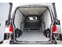 Volkswagen Transporter 2.0 TDI L2 3-ZITS, AUT. LED, 2X SCHUIFDEUR, TREKHAAK, STOELVERWARMING, CAMERA, ADAPT. CRUISE, AIRCO