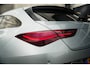 Mercedes-Benz CLA Shooting Brake 250 e 218 pk AMG Line / Pano-Dak/ Distronic/ AMG-line/Keyless/ Widescreen/ Stoel/Stuur.verw/ Head-Up/ Sfeerverl./  19''LMV