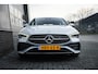 Mercedes-Benz CLA Shooting Brake 250 e 218 pk AMG Line / Pano-Dak/ Distronic/ AMG-line/Keyless/ Widescreen/ Stoel/Stuur.verw/ Head-Up/ Sfeerverl./  19''LMV