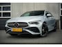 Mercedes-Benz CLA Shooting Brake 250 e 218 pk AMG Line / Pano-Dak/ Distronic/ AMG-line/Keyless/ Widescreen/ Stoel/Stuur.verw/ Head-Up/ Sfeerverl./  19''LMV
