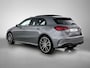 Mercedes-Benz A-klasse 250 e Business Solution AMG | AMG Line Plus pakket | Nightpakket | Smartphone-integratie | Panoramaschuifdak | MULTIBEAM LED | 360° camera | Head-up display | 19 inch AMG velgen | Augmented Reality navigatie |