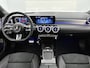Mercedes-Benz A-klasse 250 e Business Solution AMG | AMG Line Plus pakket | Nightpakket | Smartphone-integratie | Panoramaschuifdak | MULTIBEAM LED | 360° camera | Head-up display | 19 inch AMG velgen | Augmented Reality navigatie |