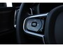 Volvo V60 2.0 T6 Plug-in hybrid AWD Ultra Dark | Elektrisch glazen panorama-dak | Elektrisch verstelbare bestuurders- en bijrijdersstoel met geheugen | Dodehoek detectie met correctie | Pilot assist & adaptieve cruise control | Rondomzicht camera | Head-up display | Extra getint glas | Nappa lederen/ Open grid textiel bekleding | Google services | Apple Carplay & Android Auto | Voorstoelen & stuurwiel verwarmd | Keyless Entry & Drive |