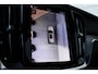 Volvo V60 2.0 T6 Plug-in hybrid AWD Ultra Dark | Elektrisch glazen panorama-dak | Elektrisch verstelbare bestuurders- en bijrijdersstoel met geheugen | Dodehoek detectie met correctie | Pilot assist & adaptieve cruise control | Rondomzicht camera | Head-up display | Extra getint glas | Nappa lederen/ Open grid textiel bekleding | Google services | Apple Carplay & Android Auto | Voorstoelen & stuurwiel verwarmd | Keyless Entry & Drive |