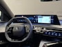 Peugeot e-5008 GT Exclusive 73 kWh | 2 stoelen op derde rij | Achteruitrijcamera | Apple Carplay/Android Auto|telefoonintegratie premium