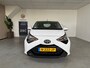 Toyota Aygo 1.0 VVT-i Black&White X-play Airco, Cruise control, Camera achteruitrijden.