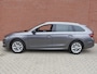 Skoda Octavia Combi 1.0 TSI 110pk Business Edition Plus | Navigatie | Apple Carplay/Android Auto | Camera | Parkeersensoren | Elektrische achterklep | Blind Spot Assist | Adaptive Cruise Control | Virtual Cockpit | Stoelverwarming | Ledverlichting | Sfeerverlichting | Climate Control