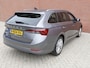 Skoda Octavia Combi 1.0 TSI 110pk Business Edition Plus | Navigatie | Apple Carplay/Android Auto | Camera | Parkeersensoren | Elektrische achterklep | Blind Spot Assist | Adaptive Cruise Control | Virtual Cockpit | Stoelverwarming | Ledverlichting | Sfeerverlichting | Climate Control