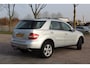 Mercedes-Benz ML-klasse 500 AUTOMAAT NED AUTO VOL LEDER TREKHAAK 4X4 NAVI PARKEERSENSOREN