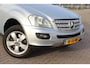 Mercedes-Benz ML-klasse 500 AUTOMAAT NED AUTO VOL LEDER TREKHAAK 4X4 NAVI PARKEERSENSOREN