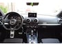 Audi A3 Limousine 1.5 TFSI 35 S-tronic Aut. S line Trekhaak | Stoelverwarming | Virtueel cockpit