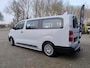 Peugeot e-Expert Combi L3 75 kWh 136pk | 9-persoons | 17 inch stalen velg met design dop | Sidebars | Trekhaak | van €63.276 voor €49.225 incl. BTW | Taxi ombouw mogelijk