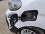Peugeot e-Expert Combi L3 75 kWh 136pk | 9-persoons | 17 inch stalen velg met design dop | Sidebars | Trekhaak | van €63.276 voor €49.225 incl. BTW | Taxi ombouw mogelijk
