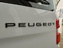 Peugeot e-Expert Combi L3 75 kWh 136pk | 9-persoons | 17 inch stalen velg met design dop | Sidebars | Trekhaak | van €63.276 voor €49.225 incl. BTW | Taxi ombouw mogelijk