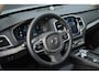 Volvo XC90 T8 Plug-in hybrid AWD Ultra Dark | Verwarmde, Geventileerde en Masserende Voorstoelen | Luchtvering | Panoramisch Schuif-/Kanteldak | Semi-Elektrische Trekhaak | 360º Camera | Gelamineerd en Getint Glas Achter| Bowers & Wilkins |