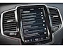 Volvo XC90 T8 Plug-in hybrid AWD Ultra Dark | Verwarmde, Geventileerde en Masserende Voorstoelen | Luchtvering | Panoramisch Schuif-/Kanteldak | Semi-Elektrische Trekhaak | 360º Camera | Gelamineerd en Getint Glas Achter| Bowers & Wilkins |