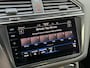 Volkswagen Tiguan 1.4 TSI eHybrid R-LINE Black Style Stuurverwarming 20 Inch