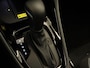 Toyota Yaris 1.5 Hybrid 115 Dynamic - CLIMATE CONTROL - VOORSTOELEN VERWARMD - STUURVERWARMING - DODEHOEKDETECTIE - ACHTERUITRIJCAMERA - PARKEERSENSOREN VOOR EN ACHTER - APPLE CARPLAY/ANDROID AUTO - DRAADLOZE TELEFOONLADER