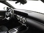 Mercedes-Benz A-klasse 180 AMG Line / Panoramadak/ Sfeerverlichting