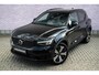 Volvo XC40 1.5 T4 Plug-in Hybrid Plus Dark | PHEV | Achteruitrijcamera | Navigatie | Lichtmetalen Velgen 19 inch | Keyless Entry | Harman Kardon Audio | Stoelverwarming | Parkeersensoren