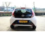 Toyota Aygo 1.0 VVT-i x-play Airco|Cruise|Dealeronderhouden|Bluetooth