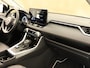 Toyota RAV4 2.5 Hybrid AWD ADVENTURE - ORIGINEEL NEDERLANDSE AUTO - NAVIGATIE - PANORAMADAK - DEELS LEDEREN BEKLEDING - ELEKTRISCH VERSTELBARE BESTUURDERSSTOEL - ELEKTRISCHE ACHTERKLEP - CAMERA - PARKEERSENSOREN VOOR/ ACHTER - JBL AUDIO - DODEHOEK DETECTIE