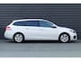 Peugeot 308 SW 1.2 PURETECH 110PK BLUE LEASE EXECUTIVE / NAVI / CLIMA / LED / PDC / 16"LMV / PANO.DAK / BLUETOOTH / CRUISECONTROL / SCHITTERENDE STAAT !!