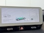 Hyundai Ioniq 5 Lounge AWD 77.4 kWh Automaat / 1e Eigenaar / Zwart Leder / Stoelverkoeling / Stoelverwarming Voor + Achter / Stuurverwarming / Dynamische Navigatie / HUD / 360 Camera / NL Auto /