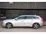 Volvo V60 1.6 T3 R-Design Navigatie/Parkeersensor/18"inch lmv/Apk 04-2027
