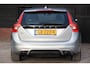 Volvo V60 1.6 T3 R-Design Navigatie/Parkeersensor/18"inch lmv/Apk 04-2027