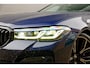 BMW 5-Serie Touring 540d xDrive M-Sport Stoelventilatie, Panoramadak, H/K Geluidsinstallatie, Active steering, Key less Entry, Apple carPlay, Camera, Stoelverw. V+A