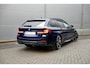 BMW 5-Serie Touring 540d xDrive M-Sport Stoelventilatie, Panoramadak, H/K Geluidsinstallatie, Active steering, Key less Entry, Apple carPlay, Camera, Stoelverw. V+A