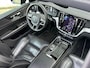 Volvo S60 2.0 Recharge T8 AWD R-Design | Panorama | Leder | LED | Trekhaak | Full Options! |