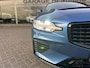 Volvo S60 2.0 Recharge T8 AWD R-Design | Panorama | Leder | LED | Trekhaak | Full Options! |