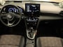 Toyota Yaris Cross 1.5 Hybrid 130 Executive - ORIGINEEL NEDERLANDSE AUTO - AFKOMSTIG VAN 1E EIGENAAR - PARKEERSENSOREN VOOR/ ACHTER - DODEHOEK DETECTIE - ARMSTEUN VOOR - ELEKTRISCHE ACHTERKLEP - JBL AUDIO - NAVIGATIE - VOORSTOELEN VERWARMD
